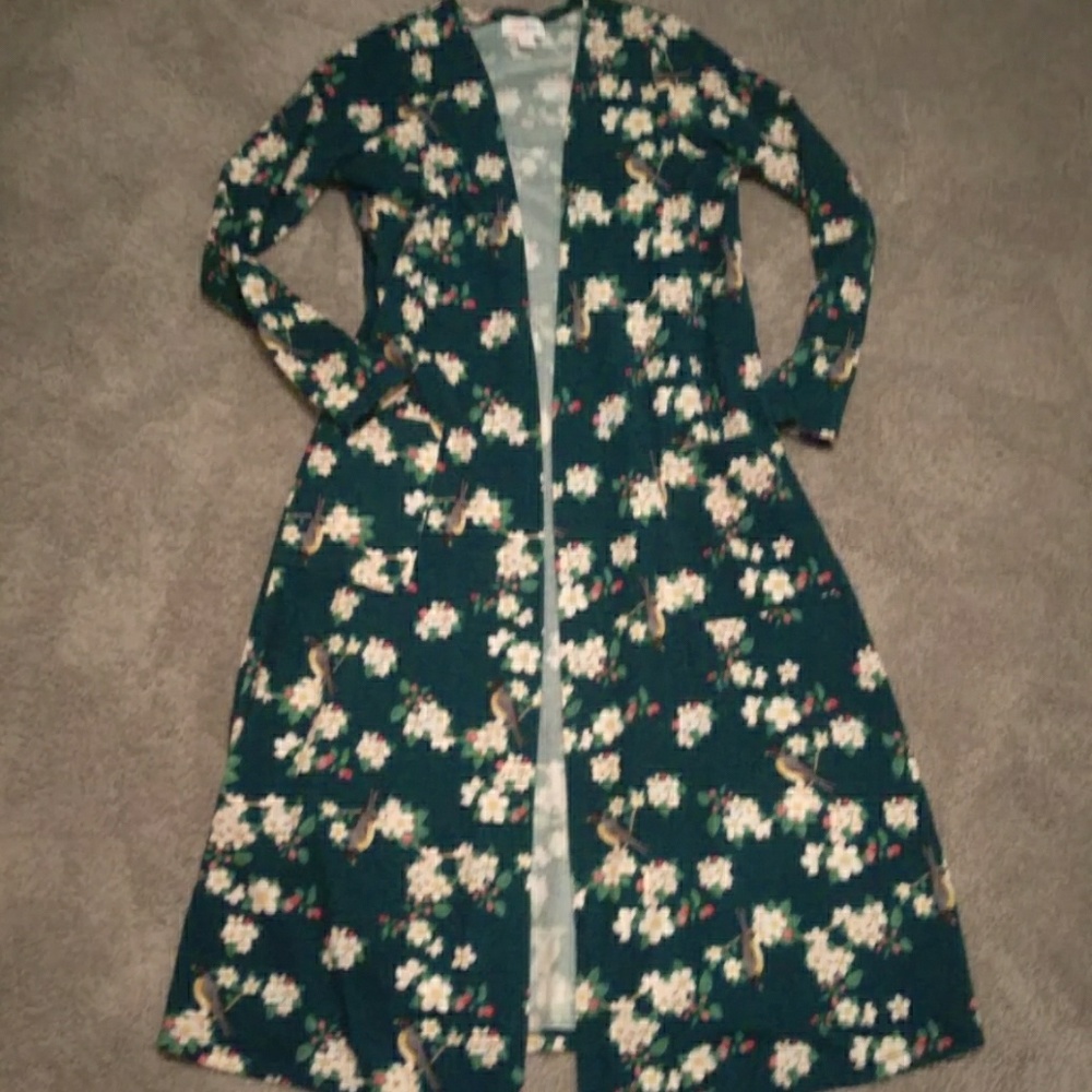 S LuLaRoe Sarah Sweater